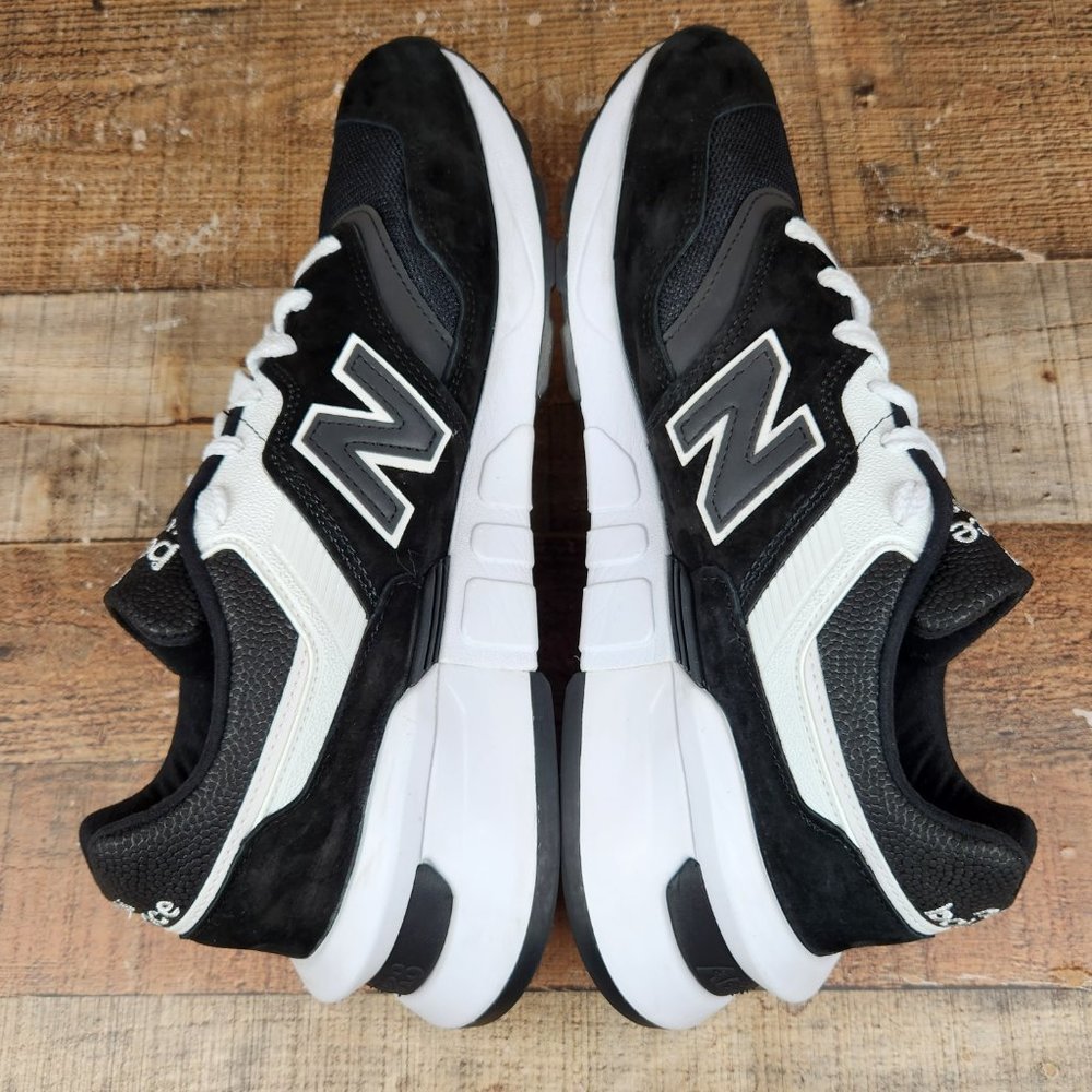 New Balance 997 USA Made Men Sz 11.5 D Sport Black White Classic Sneaker M997SBW - Picture 7 of 9